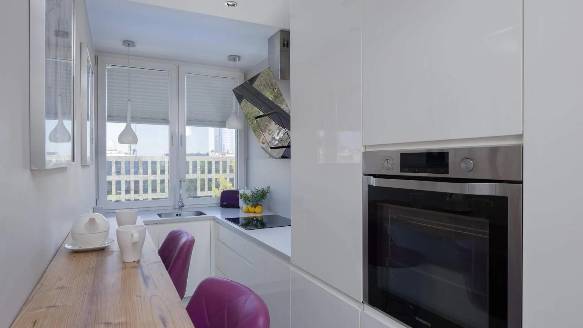 Stylish Apartment In Downtown Warsaw By Noclegi Renters